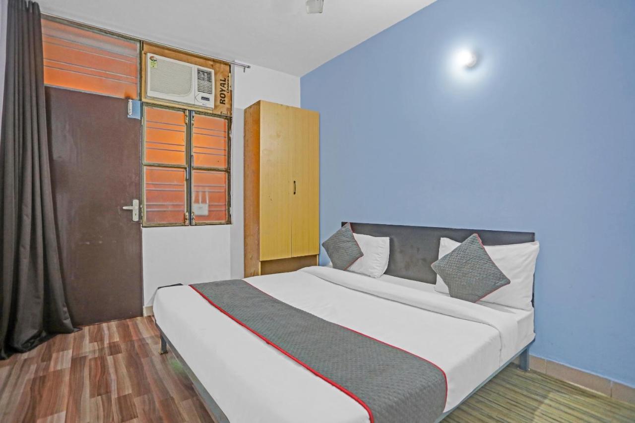 Collection O Jps Near Pvr Vikaspuri Delhi Hotell Exteriör bild